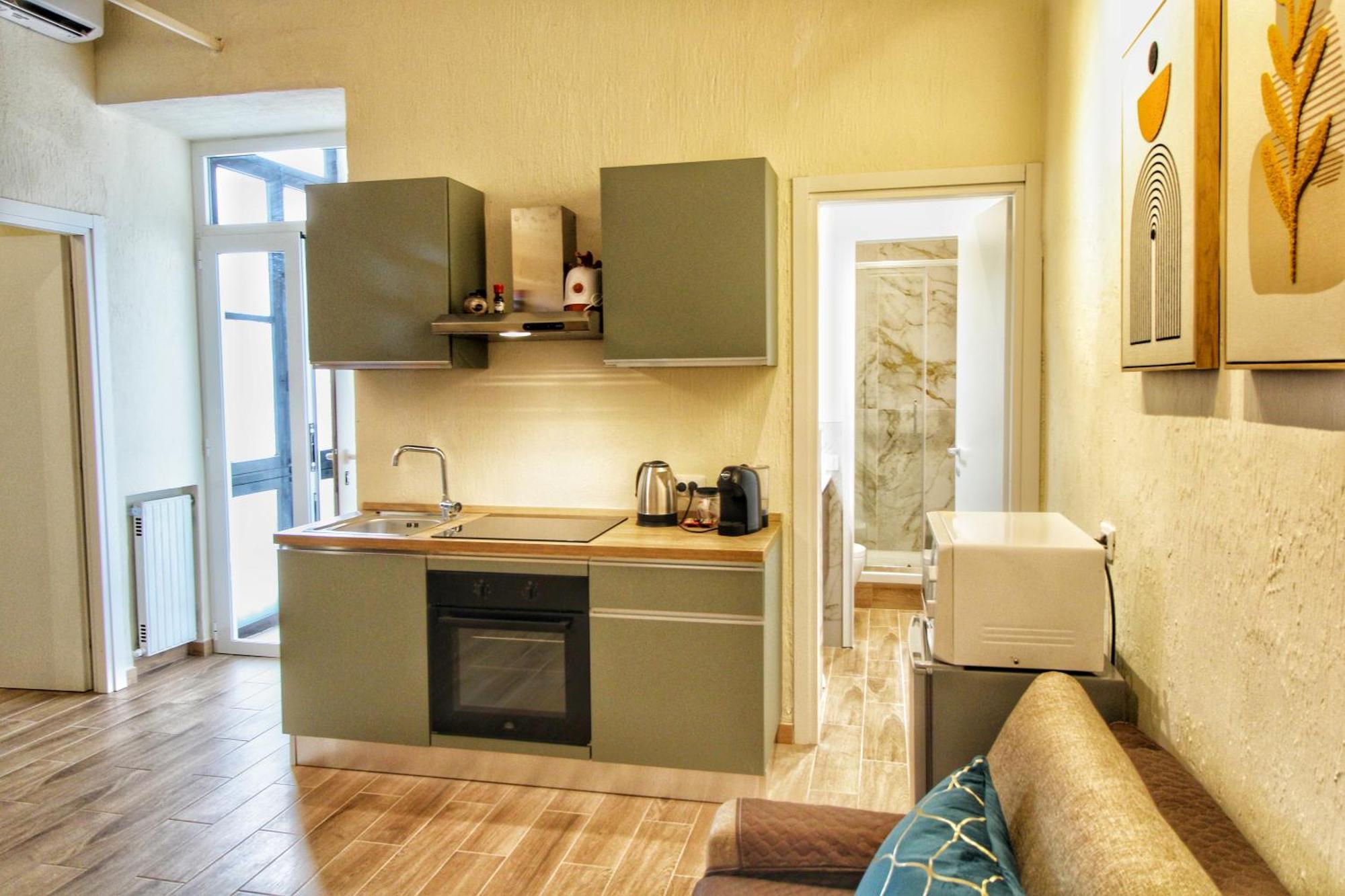 Lovely 2 Bedroom Apartment By Yourhost Řím Exteriér fotografie